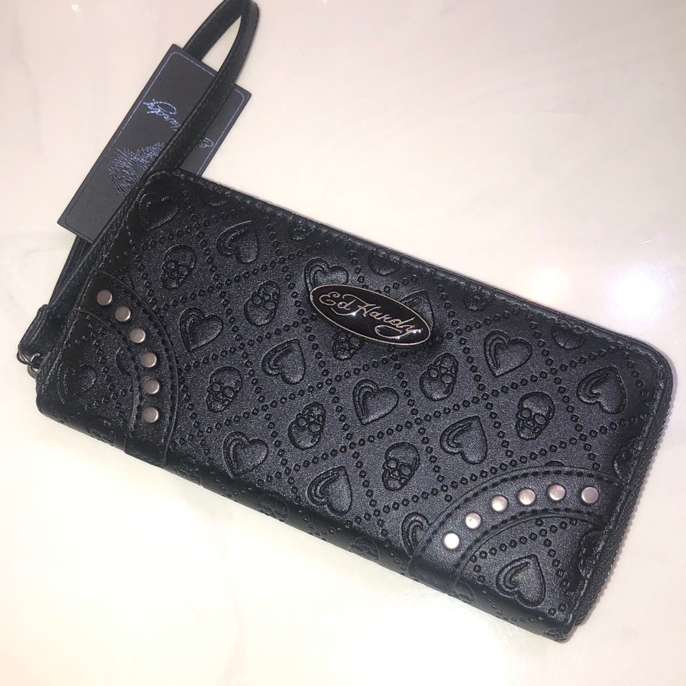 Ed Hardy Black Faux Leather ZA Wallet Embossed Skull & Heart Pattern NWT - Picture 11 of 16